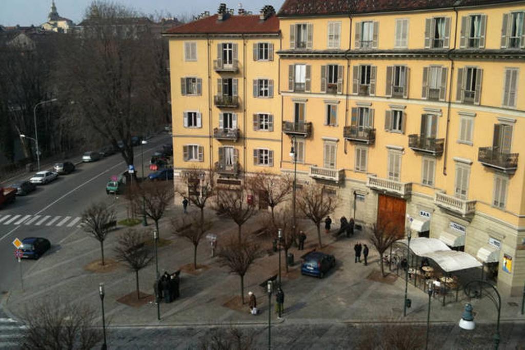 B&B La Casa Di Arturo Turin Exterior foto